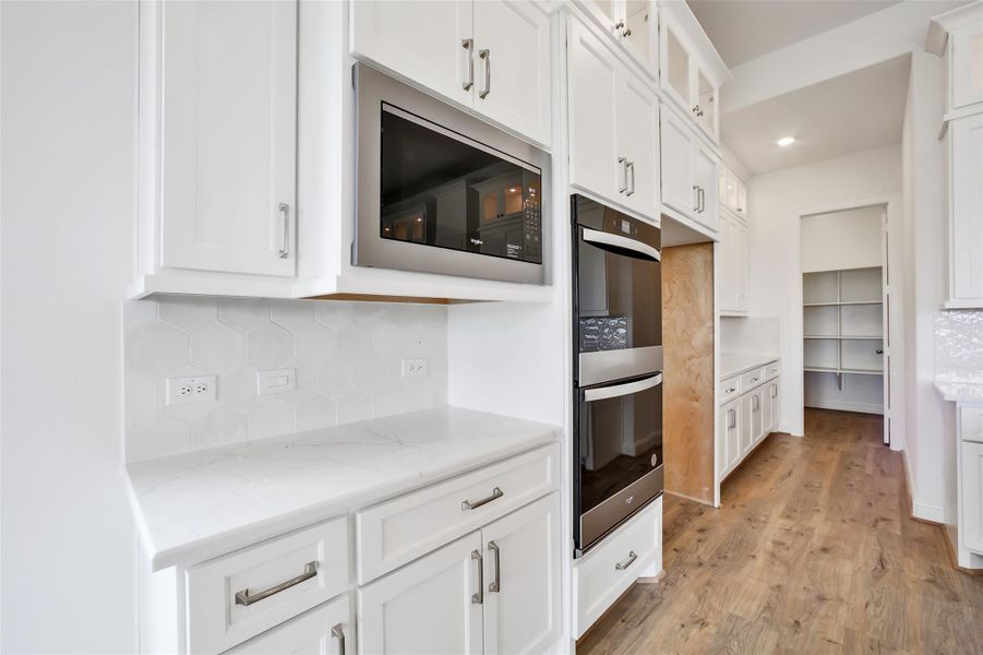 Image 29 of a home in Del Bello Lakes 60'. Image 29 of a home in Del Bello Lakes 60'.