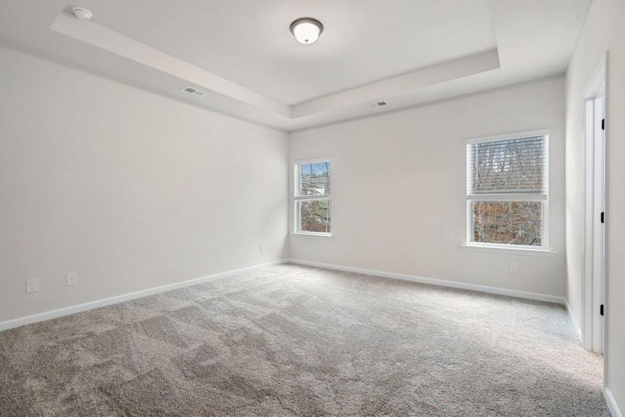 Spacious, unfurnished interior of a new home in Fair Oak, Calhoun (Image 24).
