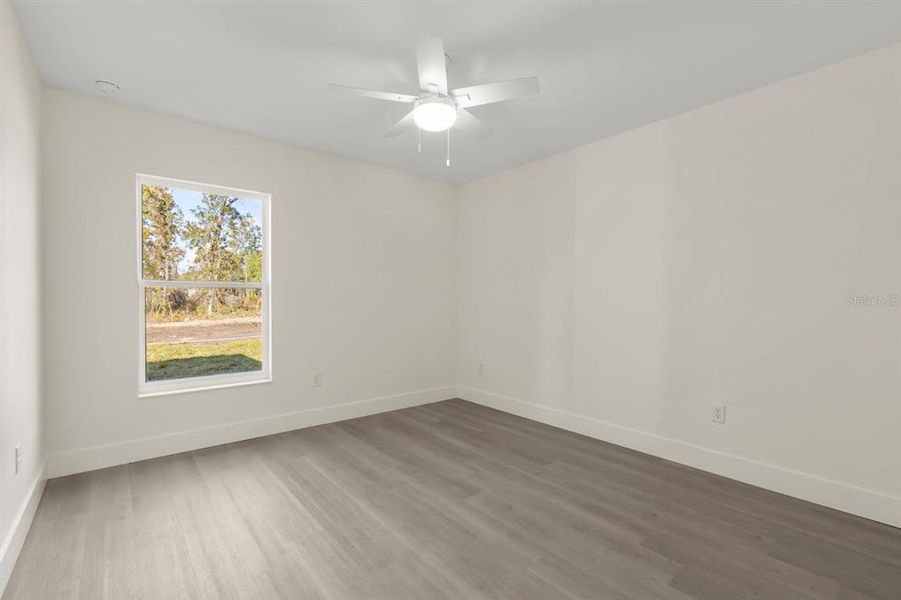 Spacious, unfurnished interior of a new home in , Ocklawaha (Image 33).