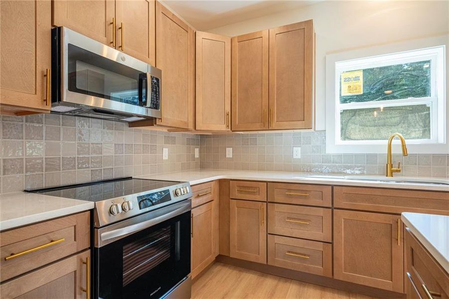 Furnished interior view inside a new home in , Cedartown (Image 5).
