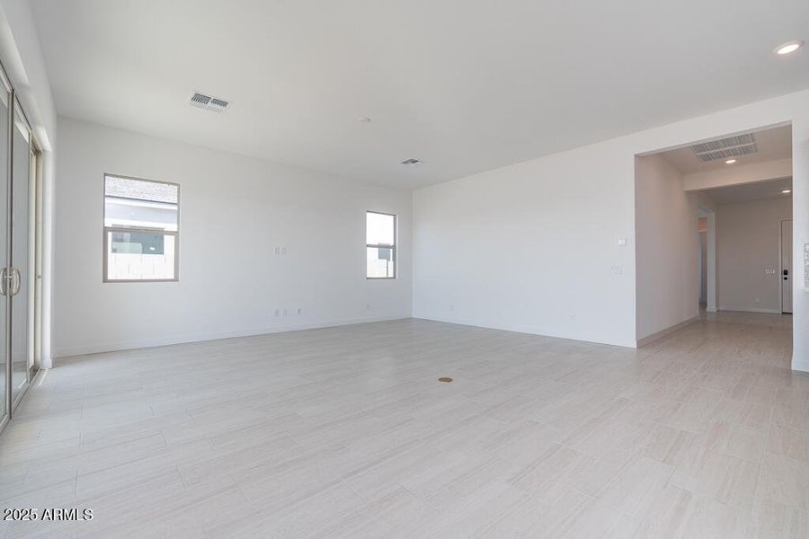 Tri Pointe Soleo 332 - Great Room-1MLS Tri Pointe Soleo 332 - Great Room-1MLS