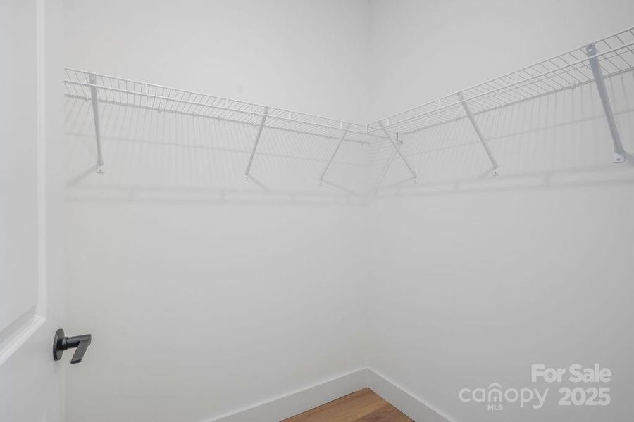 Image 20 of a home in .