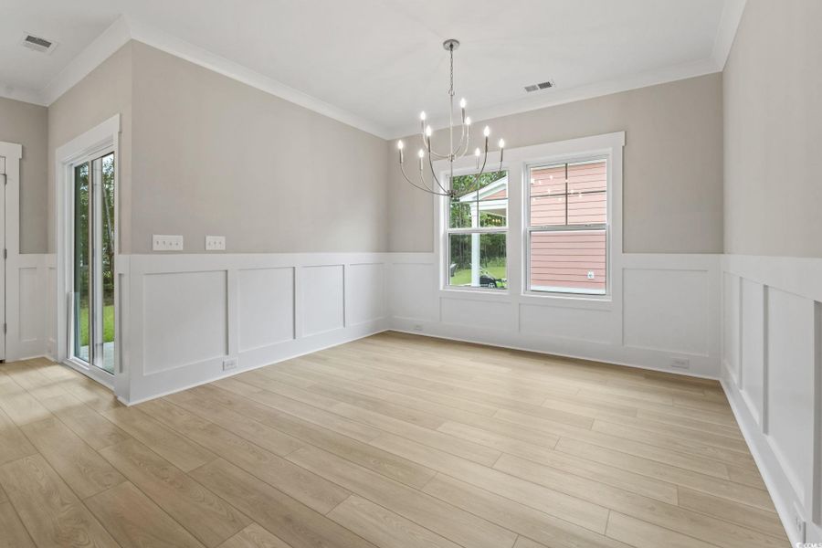 Image 37 of a home in White Oak Estates.