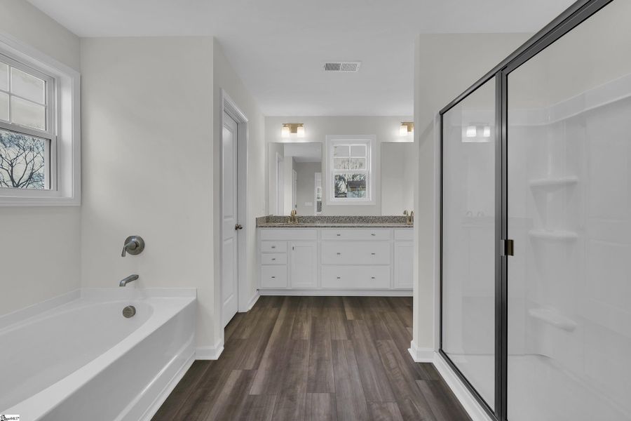 Furnished interior view inside a new home in Lynbrook, Boiling Springs (Image 9). Furnished interior view inside a new home in Lynbrook, Boiling Springs (Image 9).