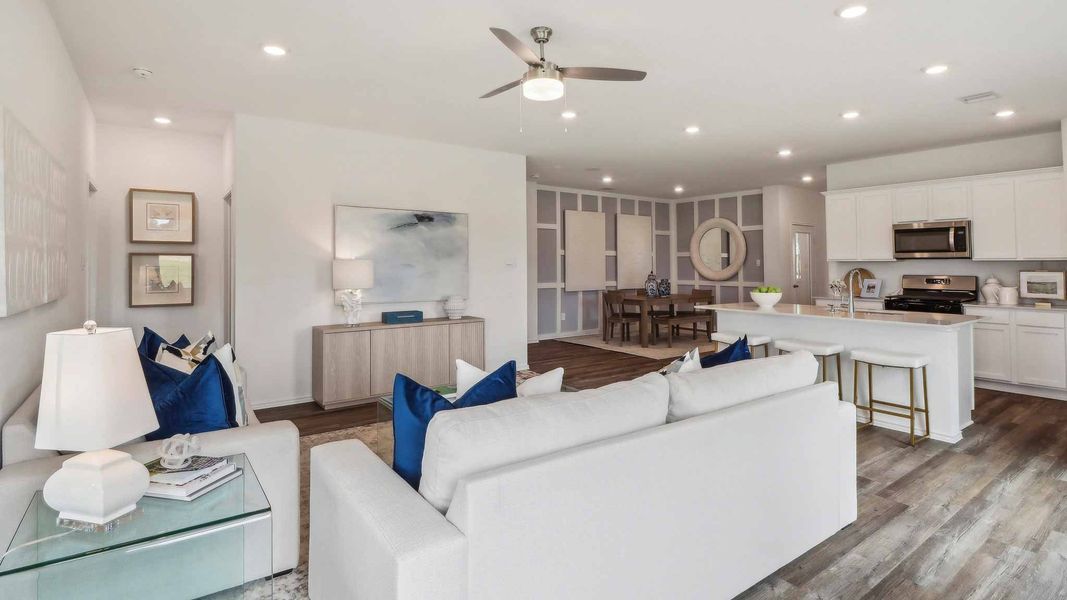 Representative furnished interior of a home built from the Lakeway by D.R. Horton in Grand Pines, Magnolia (Image 6). Representative furnished interior of a home built from the Lakeway by D.R. Horton in Grand Pines, Magnolia (Image 6).