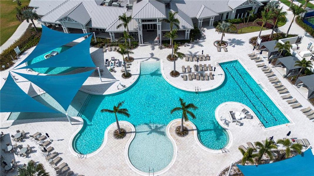 Community amenities in Del Webb BayView, Parrish (Image 56).