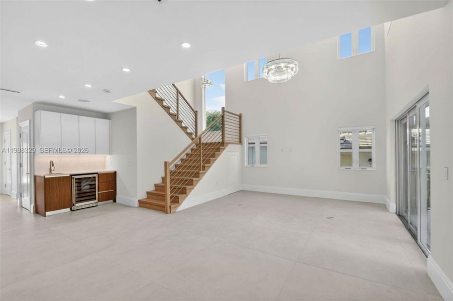 Spacious, unfurnished interior of a new home in , Lake Worth (Image 55).