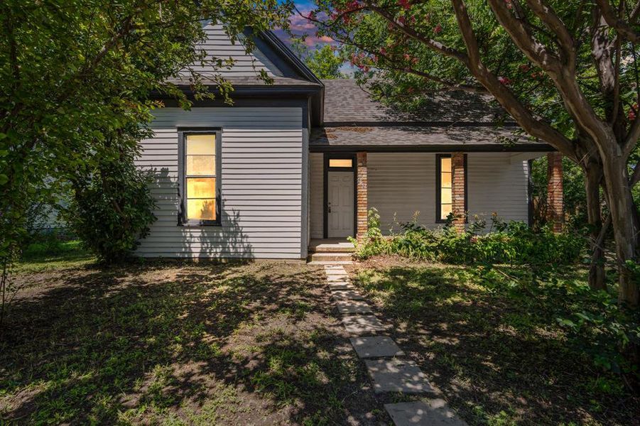 Front exterior of a new home in , Hillsboro, TX, highlighting curb appeal (Image 13). Front exterior of a new home in , Hillsboro, TX, highlighting curb appeal (Image 13).