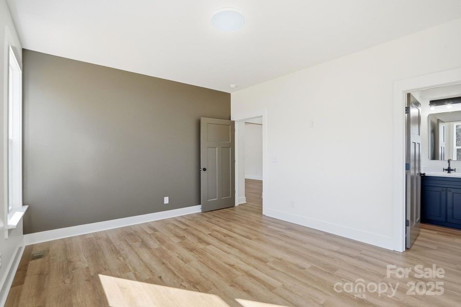 Spacious, unfurnished interior of a new home in , Statesville (Image 35).