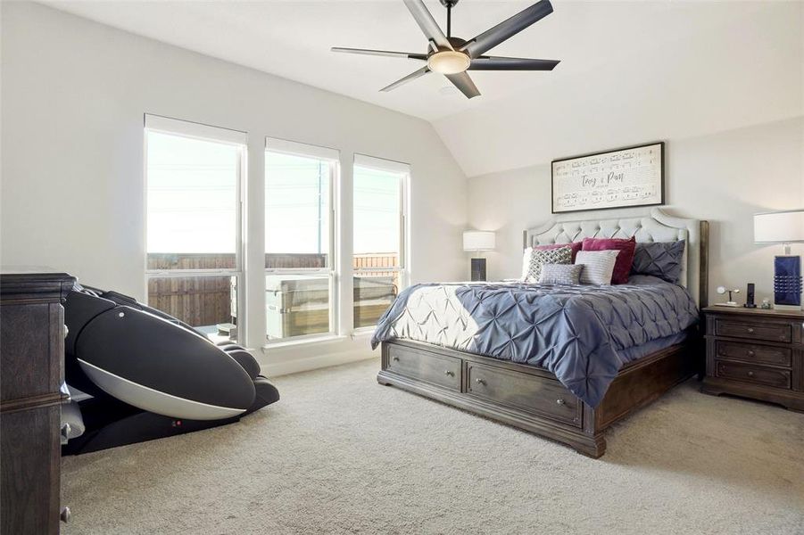 Furnished interior view inside a new home in Reunion 50', Rhome (Image 28). Furnished interior view inside a new home in Reunion 50', Rhome (Image 28).