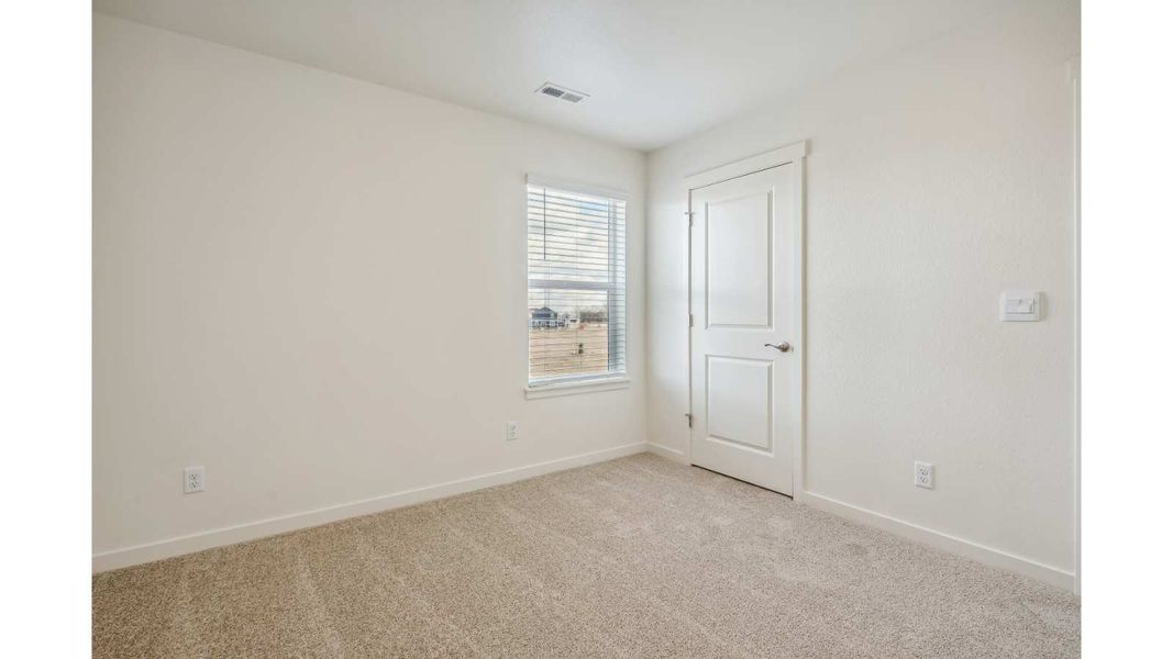 Representative unfurnished interior of a home built from the ELDER II by D.R. Horton in The Ridge at Lorson Ranch, Colorado Springs (Image 15).