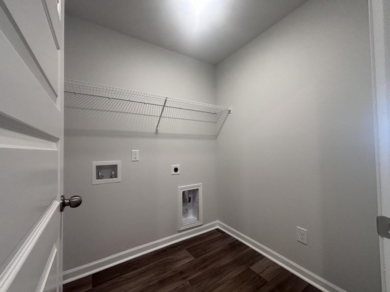 Spacious, unfurnished interior of a new home in Lindera Preserve at Cane Bay Plantation: Townhomes, Summerville (Image 13). Spacious, unfurnished interior of a new home in Lindera Preserve at Cane Bay Plantation: Townhomes, Summerville (Image 13).