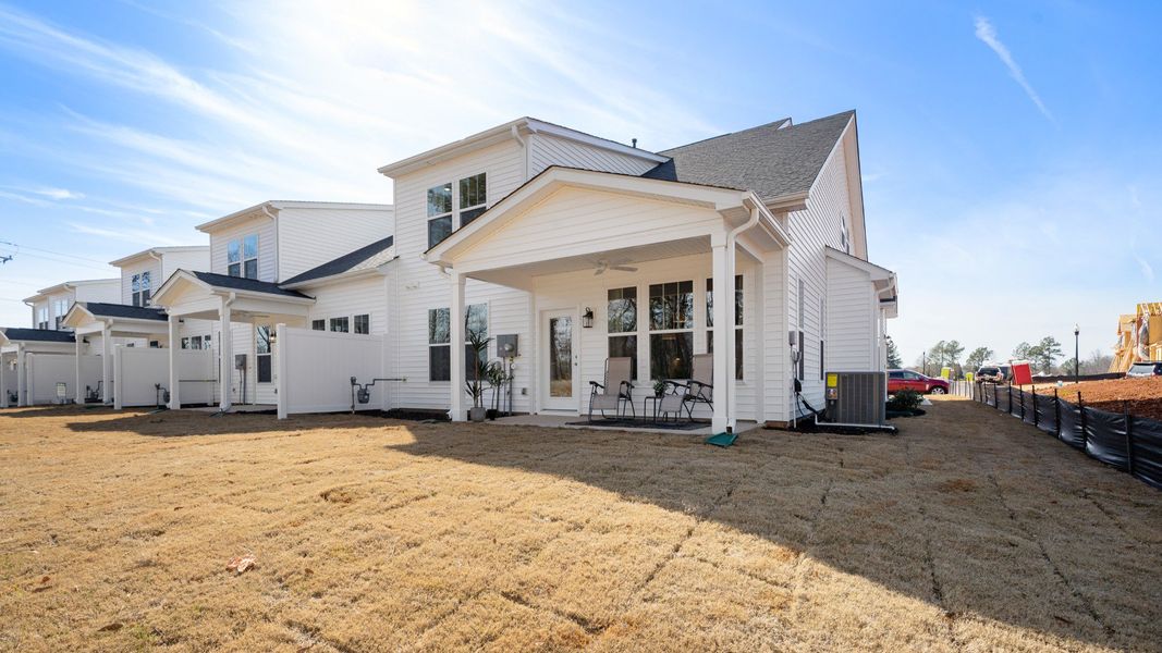 Representative furnished interior of a home built from the Lochlan by DRB Homes in Silo Ridge, Anderson (Image 21).