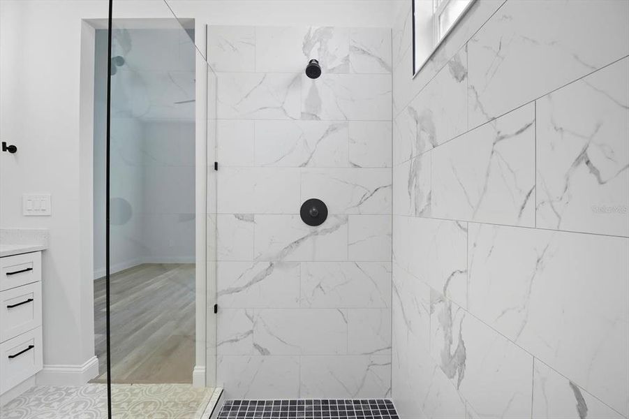 Image 36 of a home in .