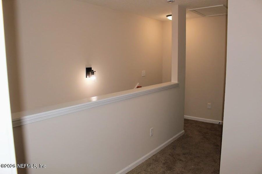 Spacious, unfurnished interior of a new home in , Middleburg (Image 21).