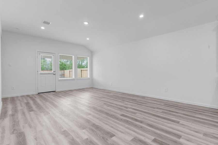 *Images and 3D tour are for illustration only and options may vary from home as built.