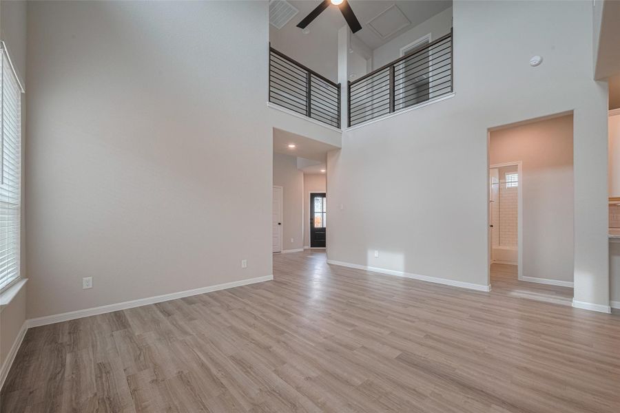 Spacious, unfurnished interior of a new home in La Segarra, Brookshire (Image 43).