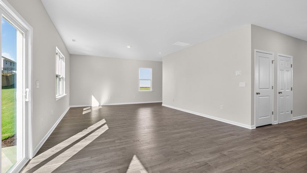 Spacious, unfurnished interior of a new home in Swift Creek Farm, Clayton (Image 16). Spacious, unfurnished interior of a new home in Swift Creek Farm, Clayton (Image 16).