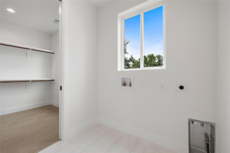 Image 36 of a home in . Image 36 of a home in .