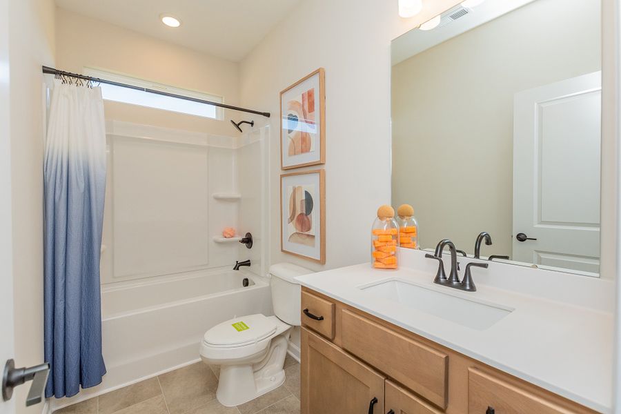 The Braselton II - Bathroom