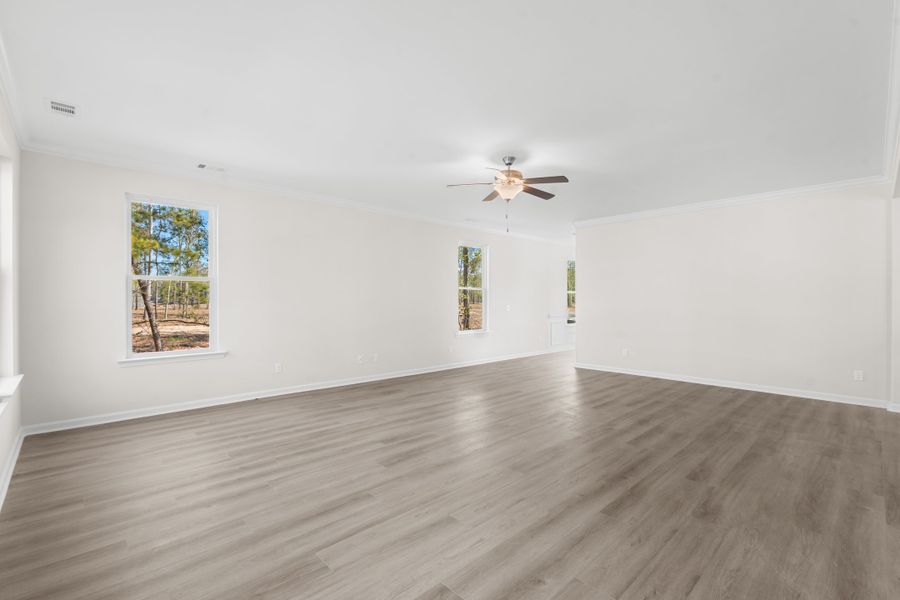 Representative unfurnished interior of a home built from the The Gwinnett by Smith Family Homes in Settlers Hammock, Kingsland (Image 17).
