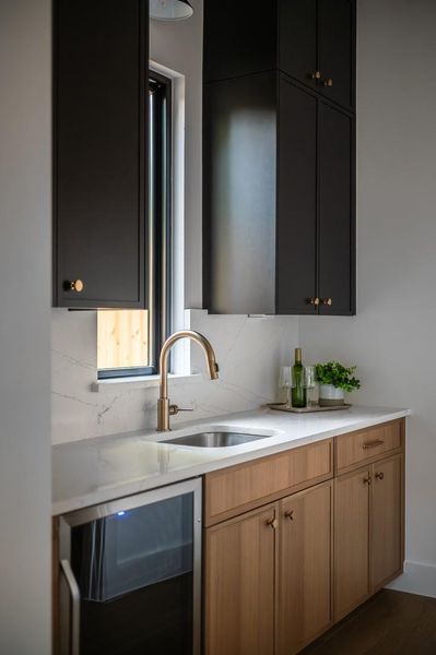 Image 33 of a home in .