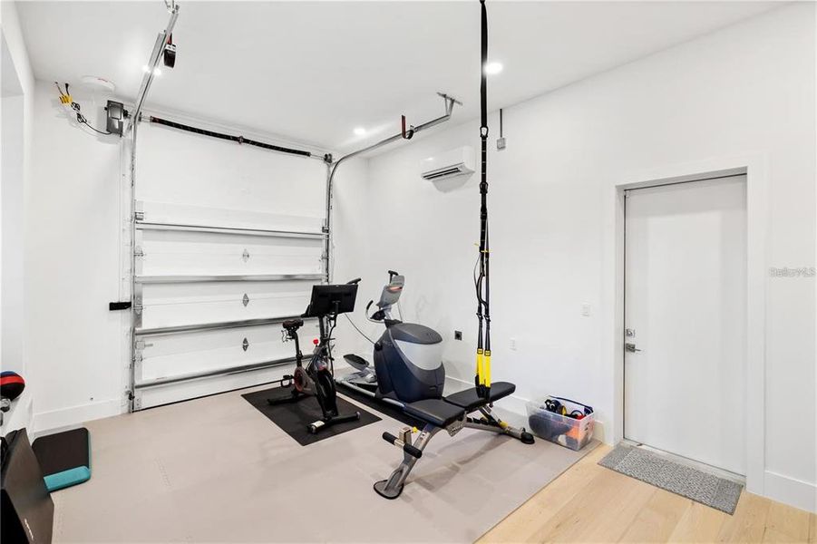 Furnished interior view inside a new home in , Sarasota (Image 51).