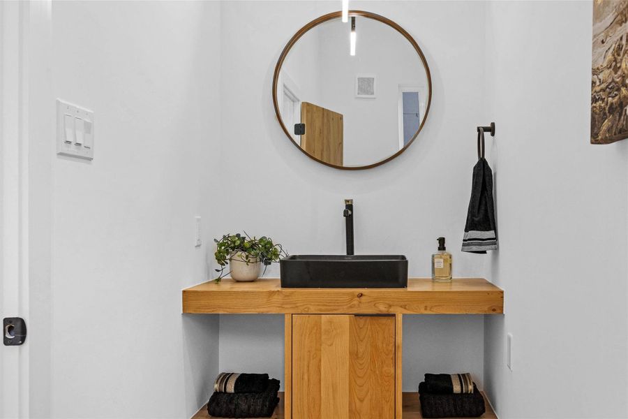 Furnished interior view inside a new home in , Montgomery (Image 33).