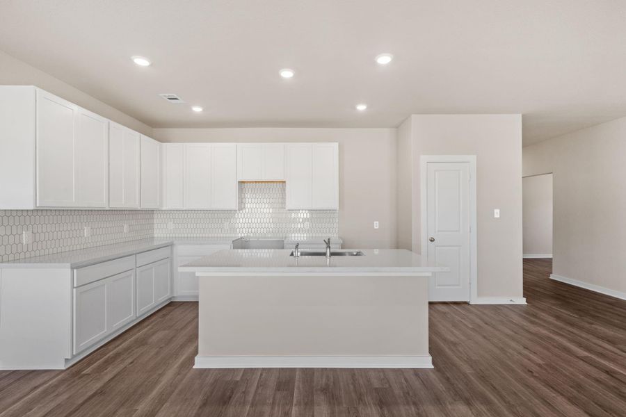 Furnished interior view inside a new home in Arabella on the Prairie 60', Richmond (Image 9).