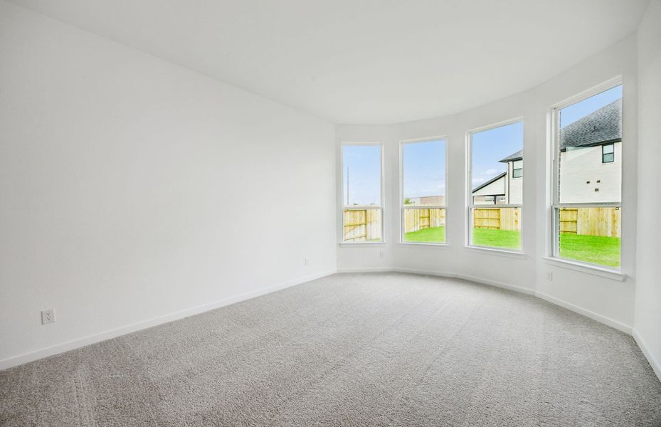 Spacious, unfurnished interior of a new home in Katy Court, Katy (Image 24).