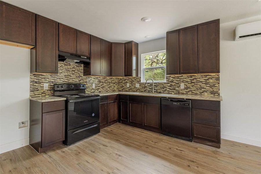 Furnished interior view inside a new home in , Mabank (Image 5). Furnished interior view inside a new home in , Mabank (Image 5).