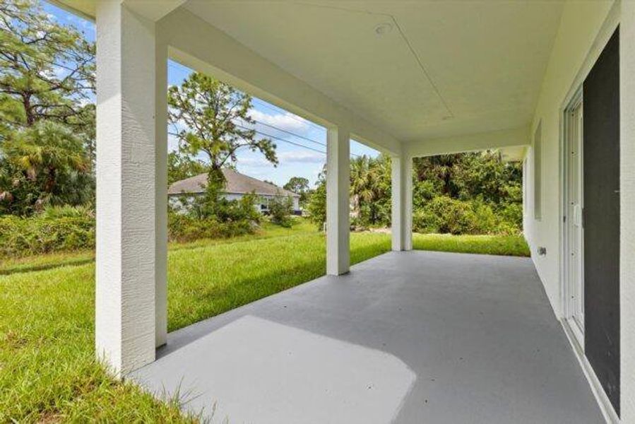 Exterior details and patio area of a home in , Vero Beach (Image 21).