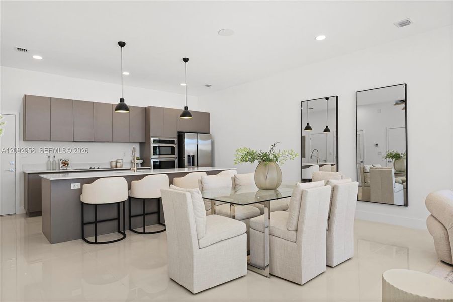 Furnished interior view inside a new home in , Fort Lauderdale (Image 31). Furnished interior view inside a new home in , Fort Lauderdale (Image 31).