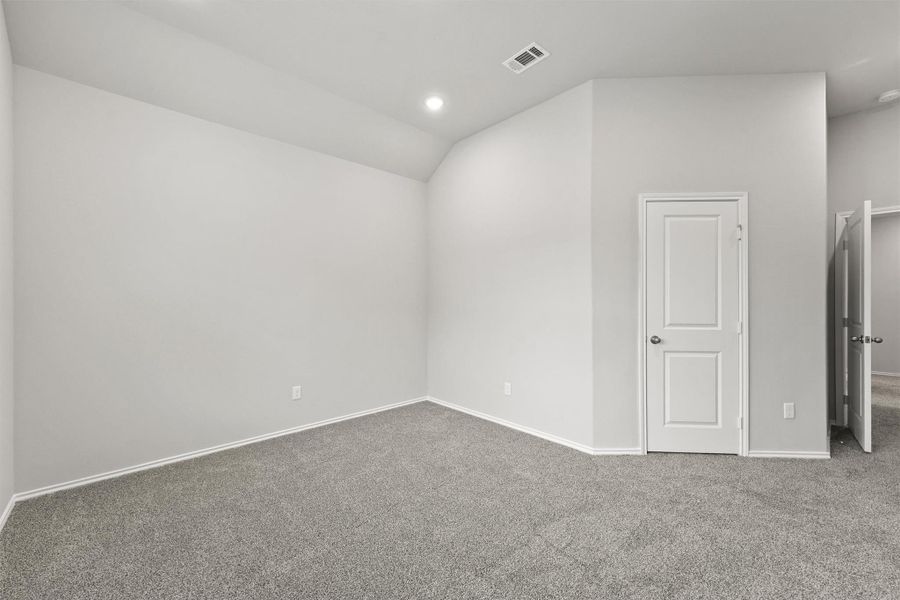 Spacious, unfurnished interior of a new home in , Lufkin (Image 21). Spacious, unfurnished interior of a new home in , Lufkin (Image 21).