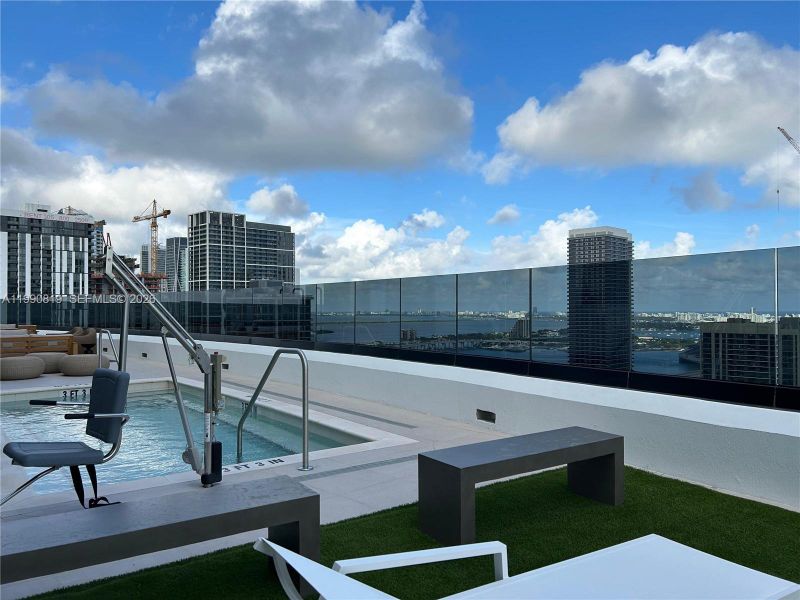 Image 41 of a home in .