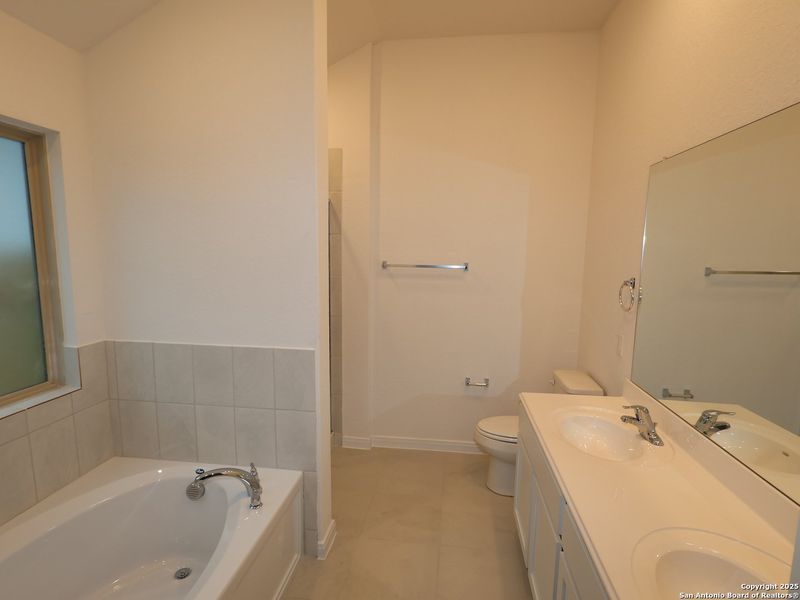 Furnished interior view inside a new home in Paloma Park, Converse (Image 4).