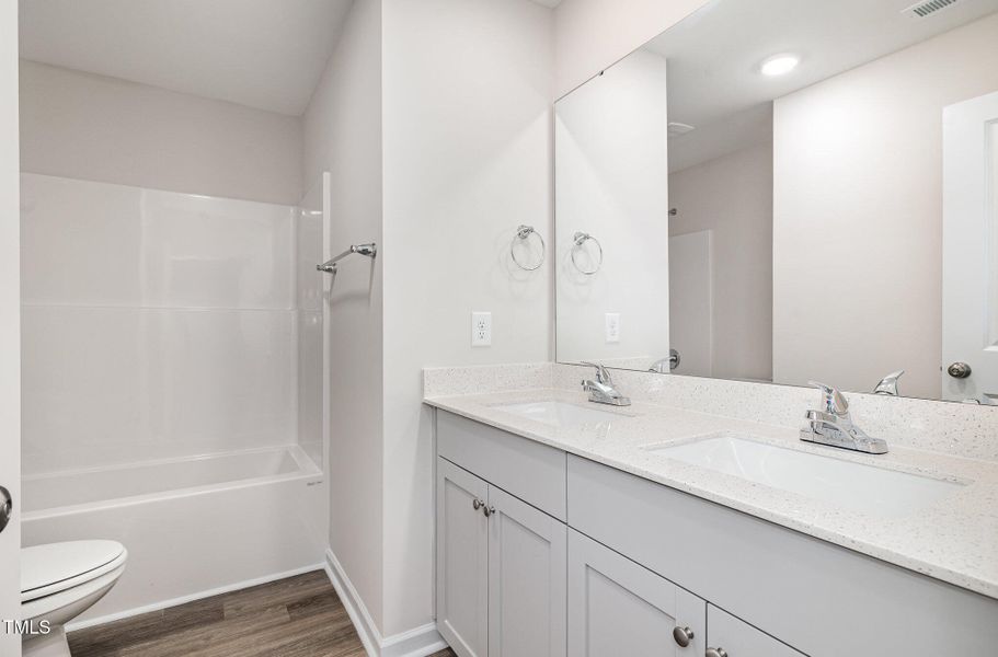 013_img_6531-edit_373