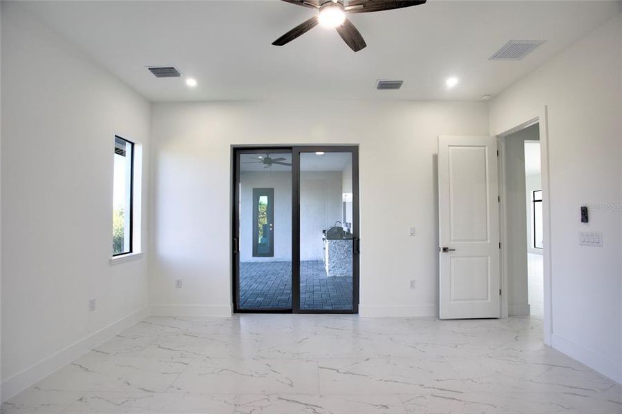 Spacious, unfurnished interior of a new home in , Port Charlotte (Image 45). Spacious, unfurnished interior of a new home in , Port Charlotte (Image 45).