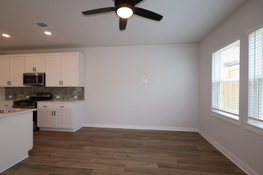 Spacious, unfurnished interior of a new home in Park Central, Georgetown (Image 9).