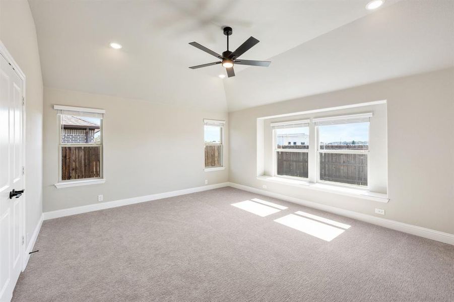 Spacious, unfurnished interior of a new home in East Oak Creek 50-55, Commerce (Image 20). Spacious, unfurnished interior of a new home in East Oak Creek 50-55, Commerce (Image 20).