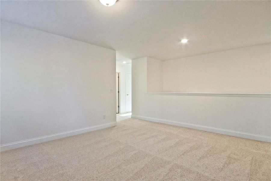 Spacious, unfurnished interior of a new home in Paces Estates, Lithia Springs (Image 17).