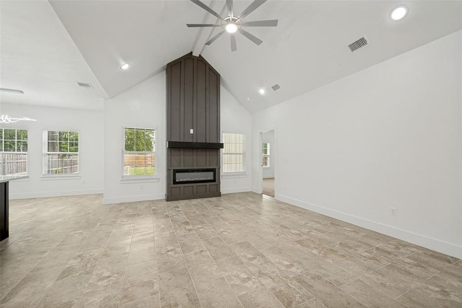 Spacious, unfurnished interior of a new home in , Fort Worth (Image 12).