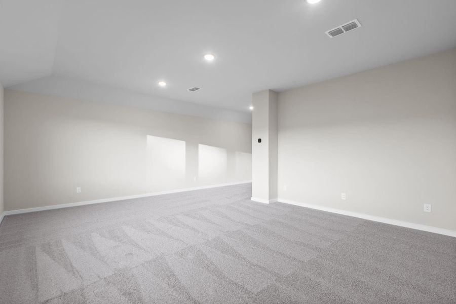 Spacious, unfurnished interior of a new home in Sienna 45', 50', Missouri City (Image 31). Spacious, unfurnished interior of a new home in Sienna 45', 50', Missouri City (Image 31).