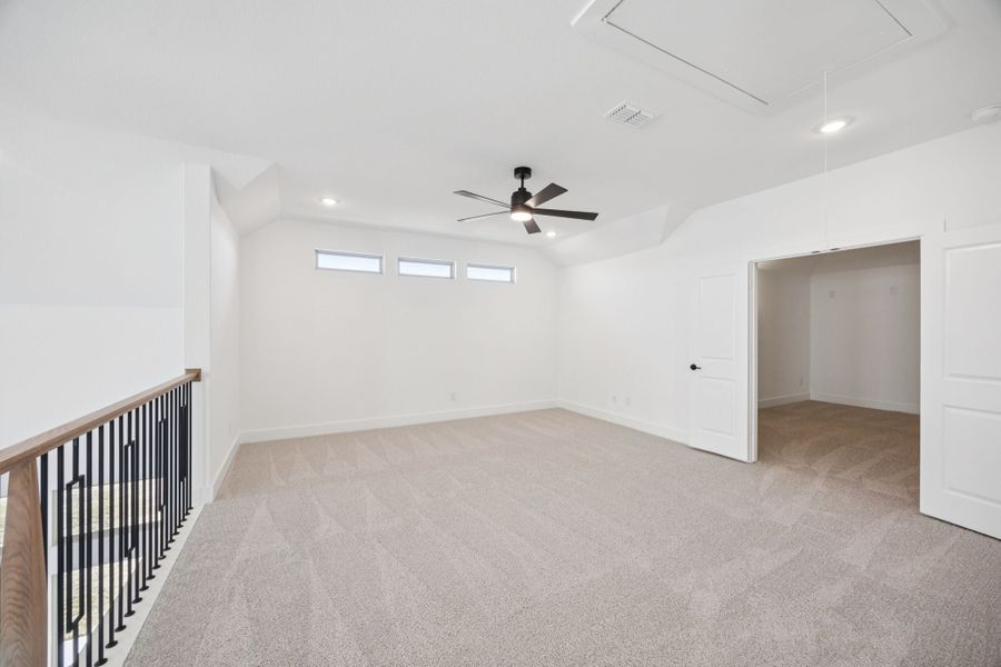 Spacious, unfurnished interior of a new home in Painted Tree Lakeside, McKinney (Image 27). Spacious, unfurnished interior of a new home in Painted Tree Lakeside, McKinney (Image 27).
