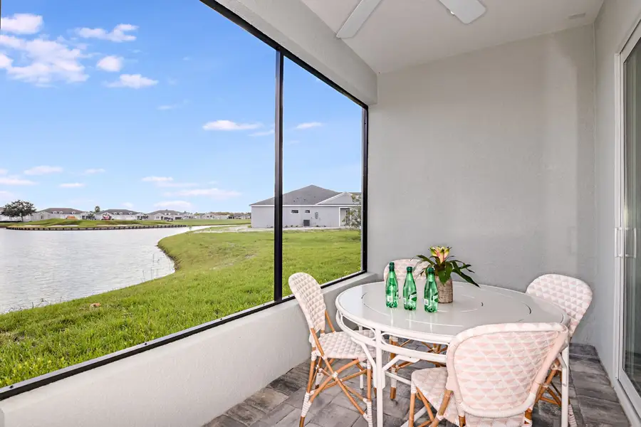 Exterior details and patio area of a home in Kings Gate, Punta Gorda (Image 4).