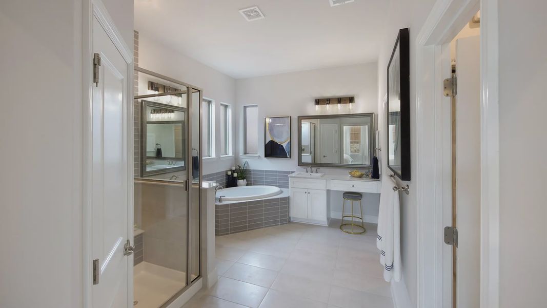 Furnished interior view inside a new home in Las Lomas, Forney (Image 26).