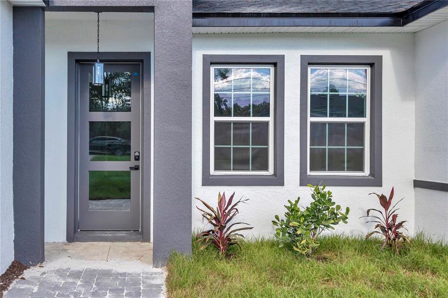 Exterior details and patio area of a home in , Ocala (Image 4). Exterior details and patio area of a home in , Ocala (Image 4).
