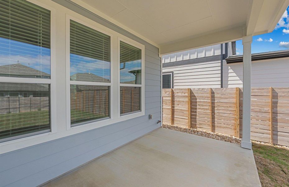 Exterior details and patio area of a home in Horizon Lake, Leander (Image 3). Exterior details and patio area of a home in Horizon Lake, Leander (Image 3).