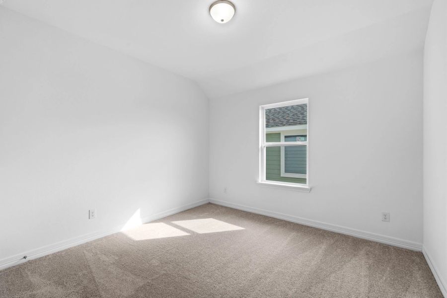 Spacious, unfurnished interior of a new home in Wildrye, Waller (Image 21).