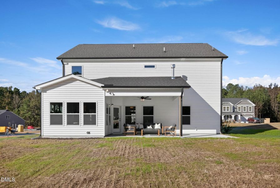 DC 39 Apex Interior-37